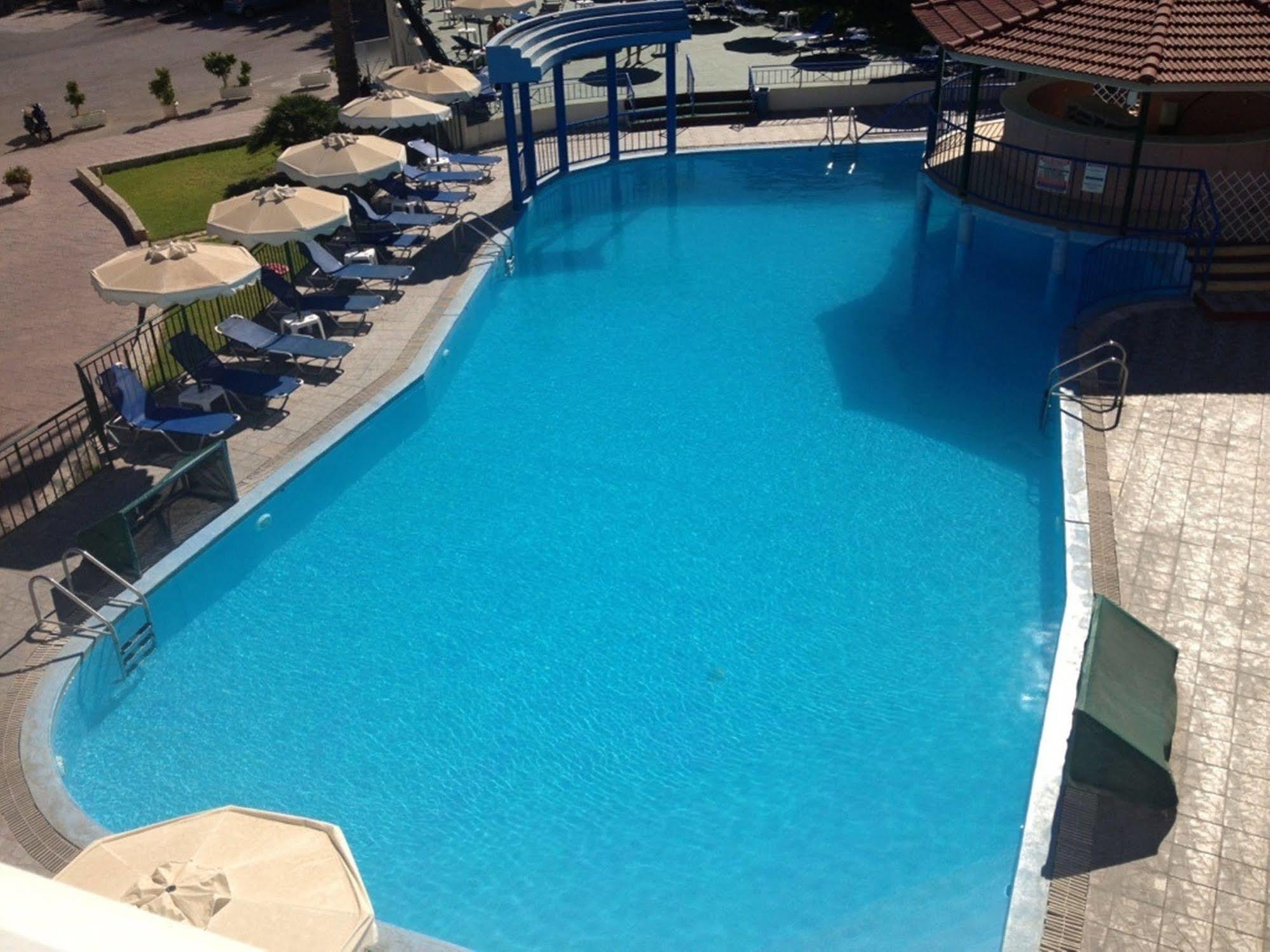 Romantza Mare Koskinou  ภายนอก รูปภาพ