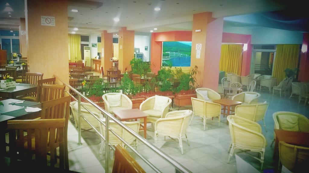 Romantza Mare Koskinou  ภายนอก รูปภาพ